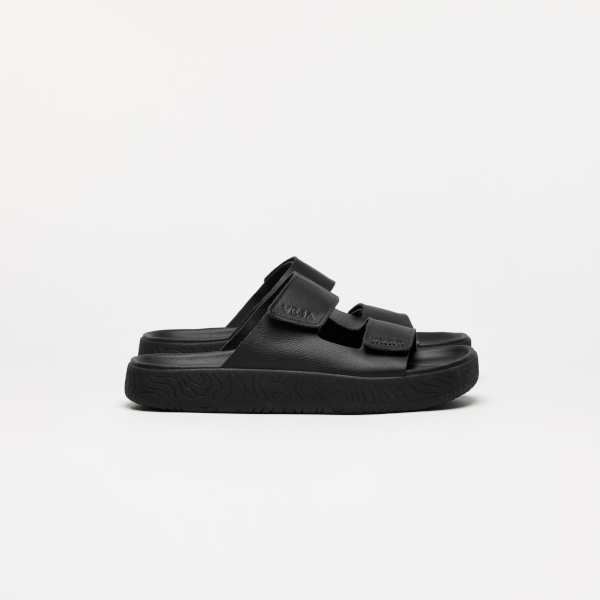 VEJA Etna Leather (black)