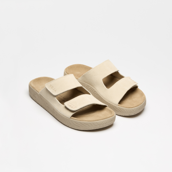 VEJA Etna Suede (pierre almond)