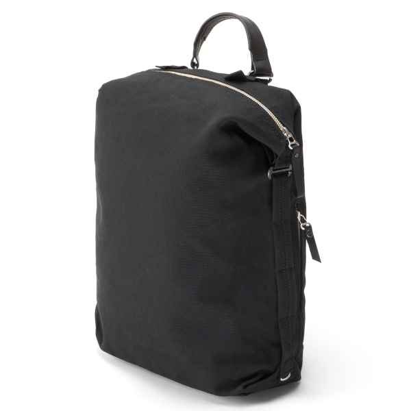 Qwstion Zip Pack (all black)