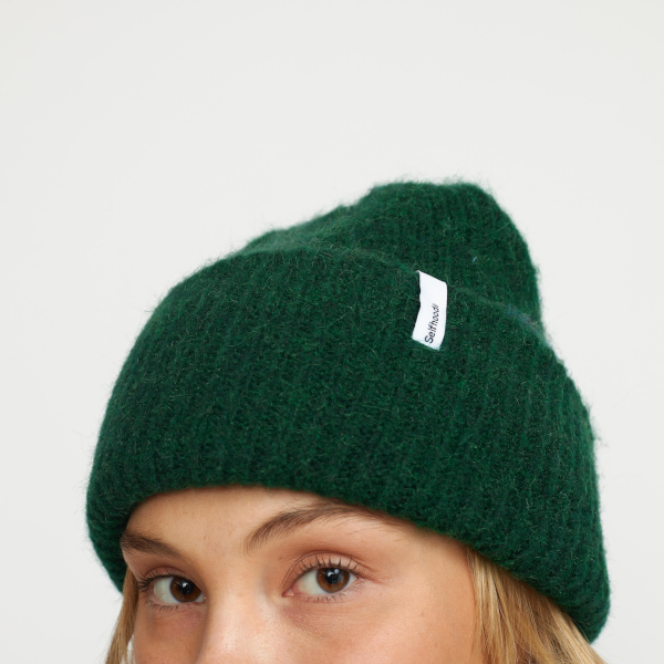 Selfhood 99010 Fluffy Beanie (darkgreen)