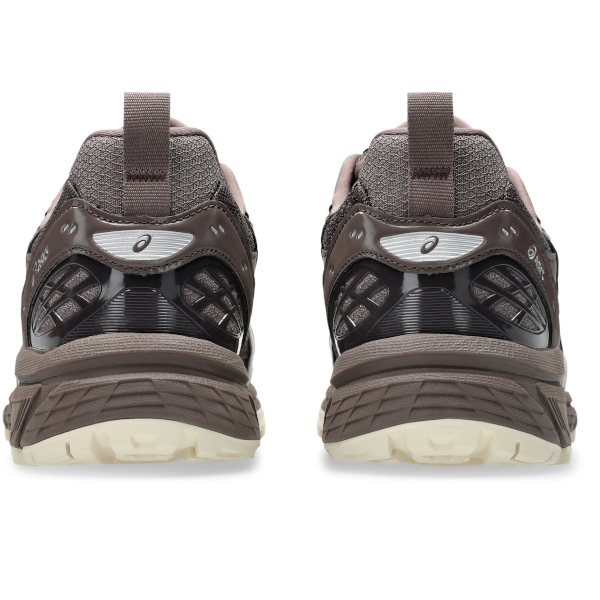 ASICS Gel-Nunobiki (cocoa powder/pure silver)
