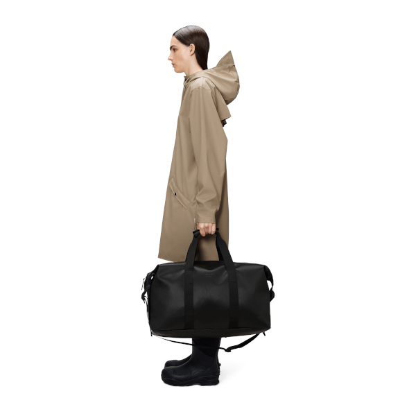 Rains Hilo Weekend Bag (black grain)