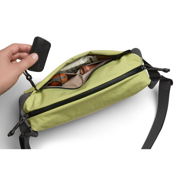 Bellroy Lite Sling (kiwi)