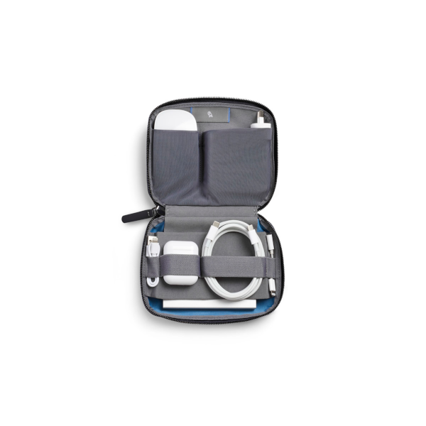 Bellroy Tech Kit Compact (black)