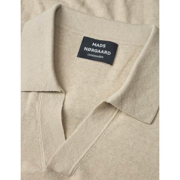 Mads Norgaard Theo Polo (castle wall)