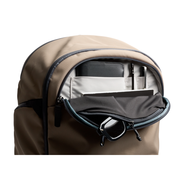 Bellroy Transit Workpack Pro 28L (stone)