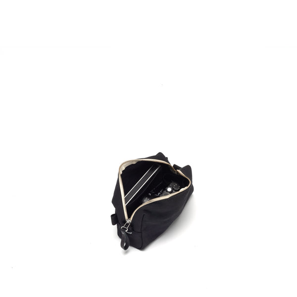 Qwstion Hip Pouch (all black)